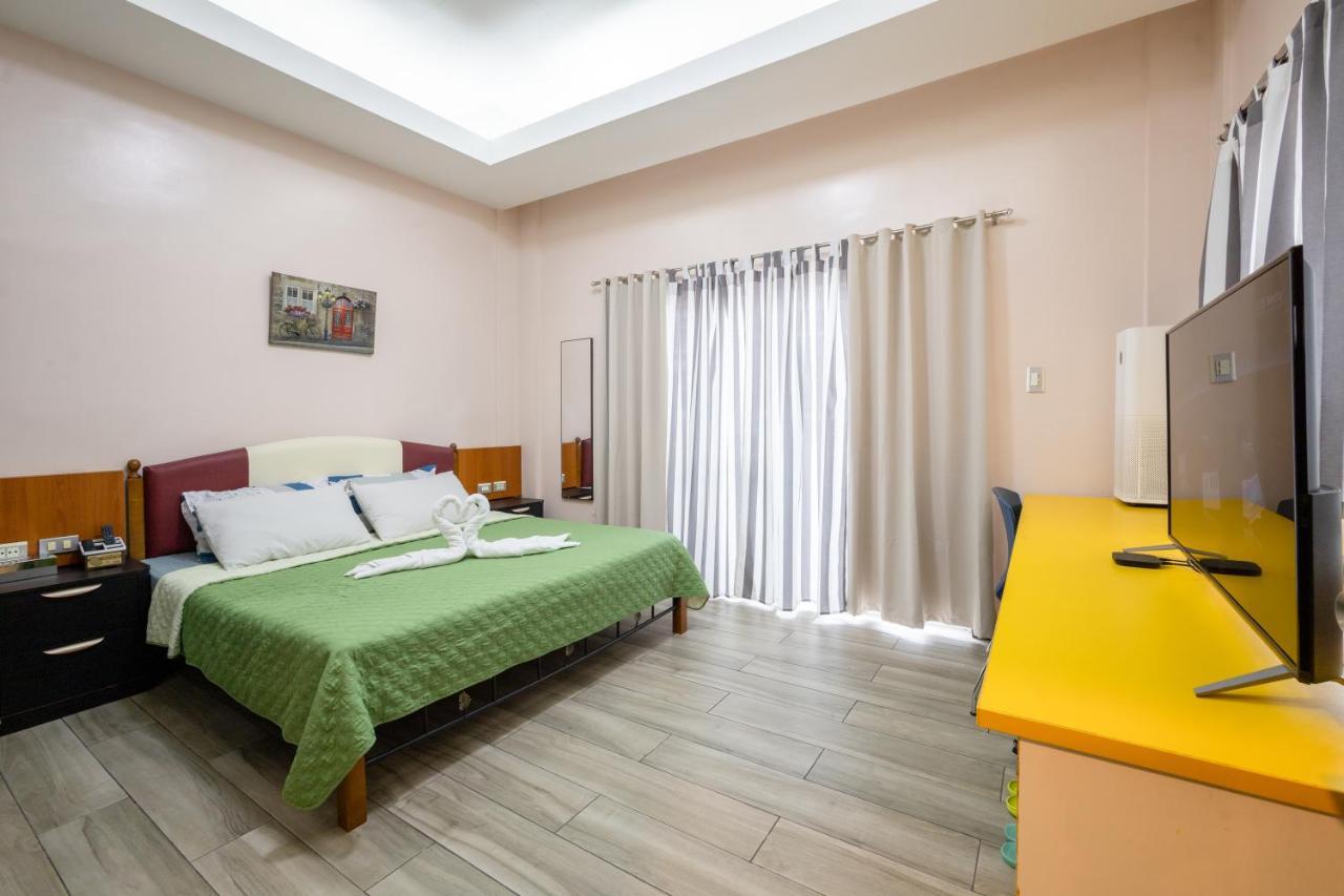 Casa Heradurra Uno/Dos Манила Экстерьер фото